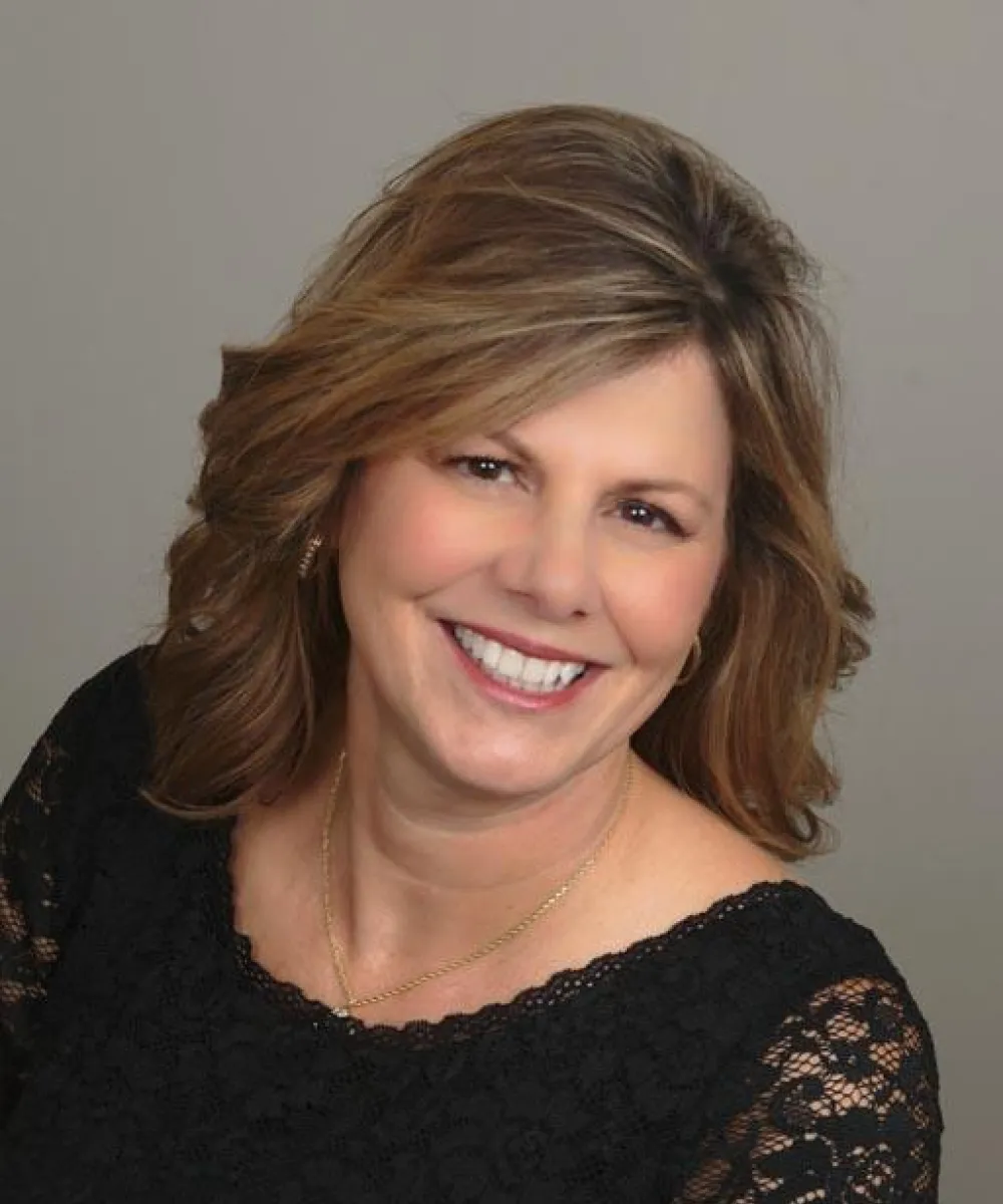 Kelly R Schaffer